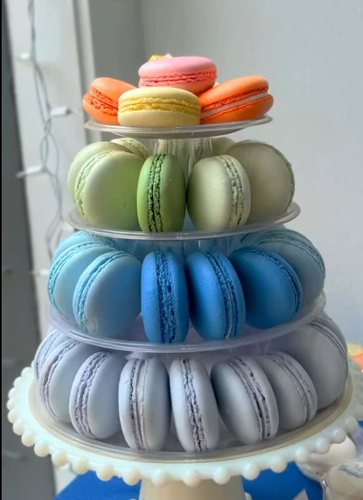 Mini Macaron Pyramid