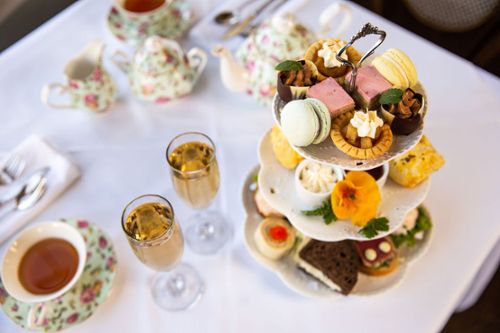 Afternoon Tea at the Pendray Tea House for 4 Guests